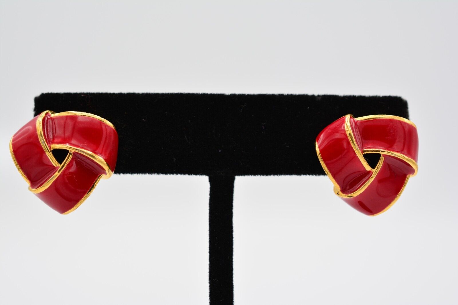 Avon Vintage Stud Earrings Pierced Red Enamel Gold Knot Signed 80s 1980s Binar
